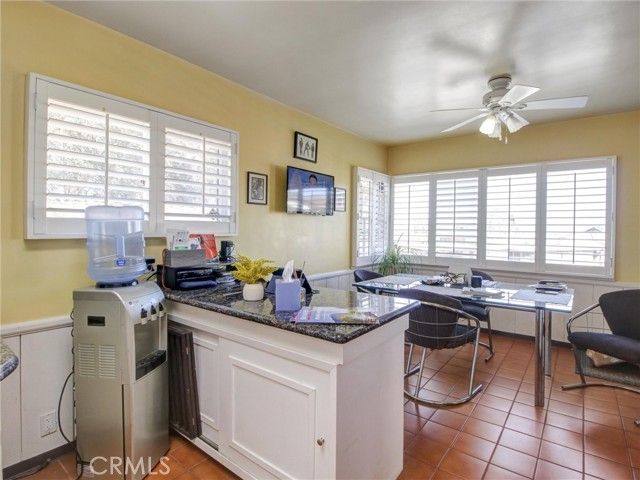 5390 Stillwater Drive, Los Angeles, CA 90008