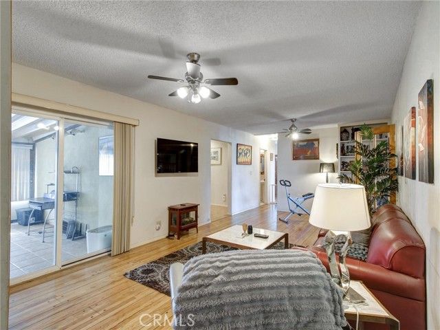 5390 Stillwater Drive, Los Angeles, CA 90008