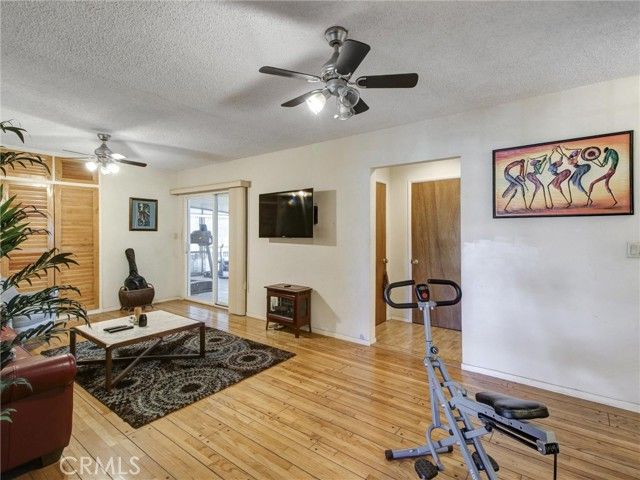 5390 Stillwater Drive, Los Angeles, CA 90008