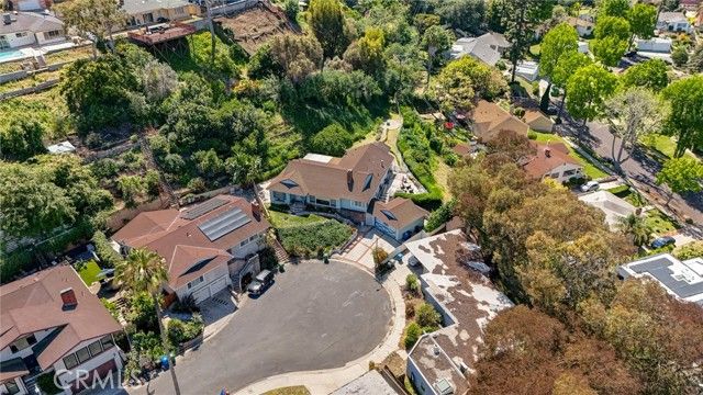5390 Stillwater Drive, Los Angeles, CA 90008