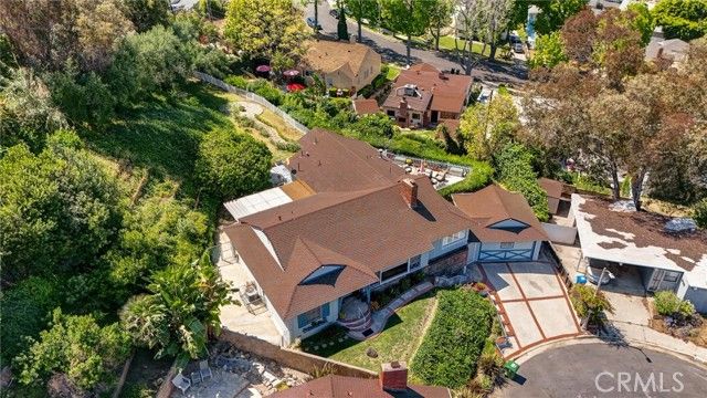 5390 Stillwater Drive, Los Angeles, CA 90008