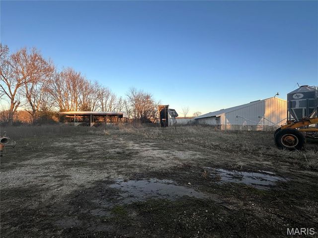 12784 Highway 28 W, Vienna, MO 65582