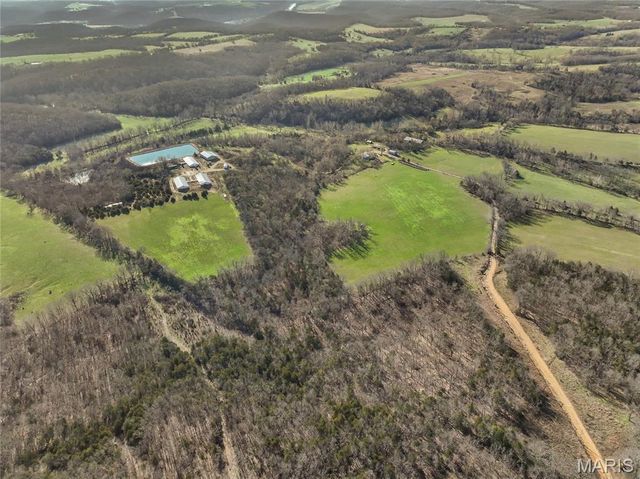 12784 Highway 28 W, Vienna, MO 65582