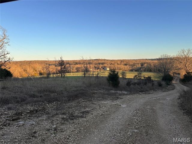 12784 Highway 28 W, Vienna, MO 65582