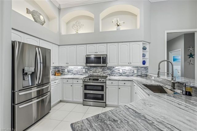 798 Sea CT, Marco Island, FL 34145