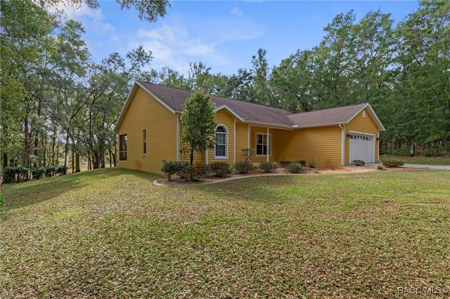 2656 E Hampshire Street, Inverness, FL 34453