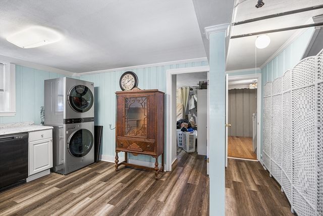 43 Dolphin Ave, Winthrop, MA 02152