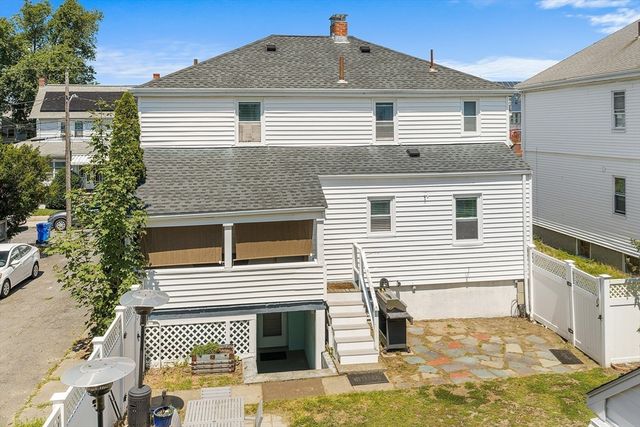 43 Dolphin Ave, Winthrop, MA 02152