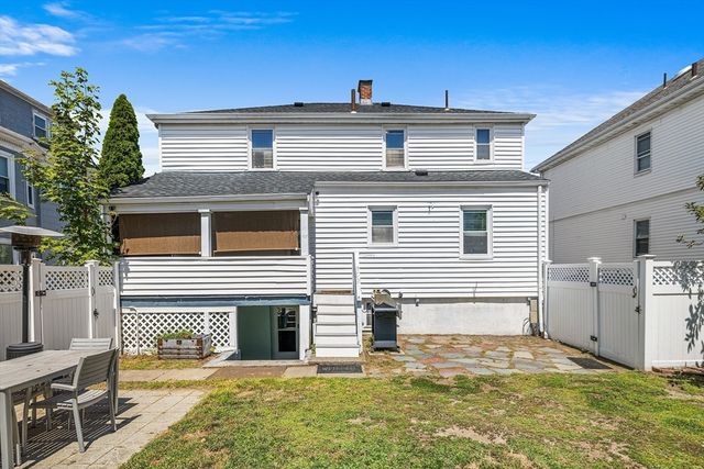 43 Dolphin Ave, Winthrop, MA 02152
