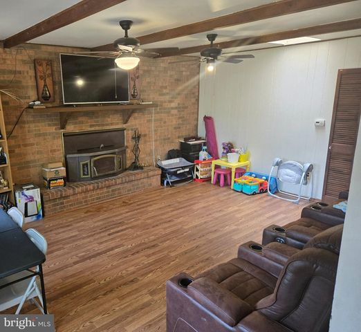9401 PINE VIEW LN, Clinton, MD 20735
