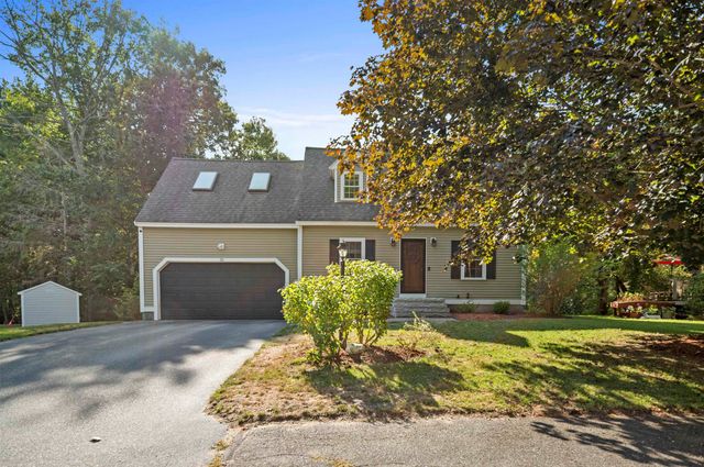 32 Louisburg Circle, Exeter, NH 03833