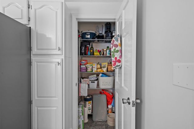 32 Louisburg Circle, Exeter, NH 03833