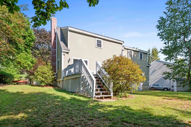 32 Louisburg Circle, Exeter, NH 03833