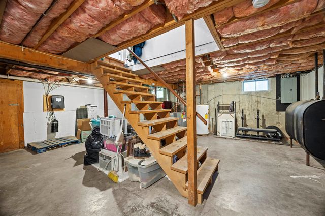 32 Louisburg Circle, Exeter, NH 03833