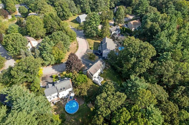 32 Louisburg Circle, Exeter, NH 03833