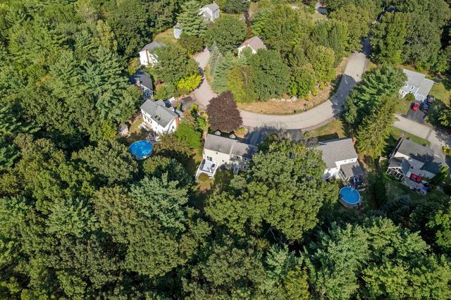 32 Louisburg Circle, Exeter, NH 03833