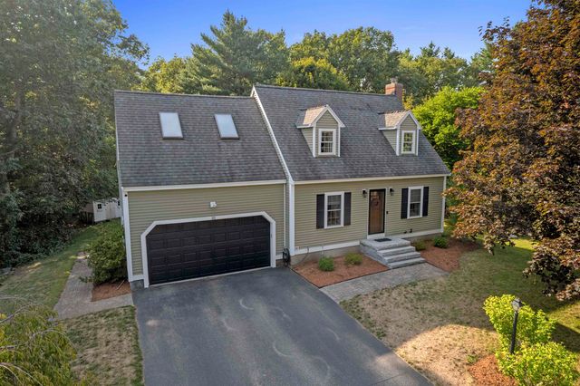 32 Louisburg Circle, Exeter, NH 03833