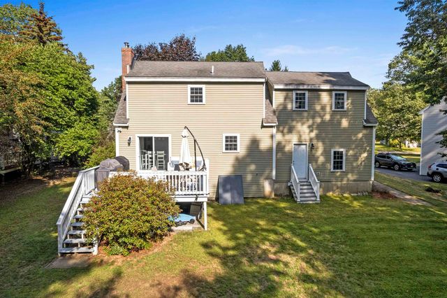 32 Louisburg Circle, Exeter, NH 03833