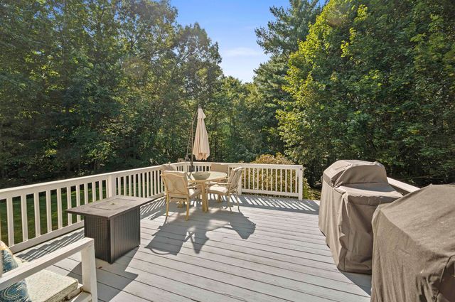 32 Louisburg Circle, Exeter, NH 03833