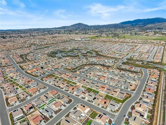 1653 Capri, Beaumont, CA 92223