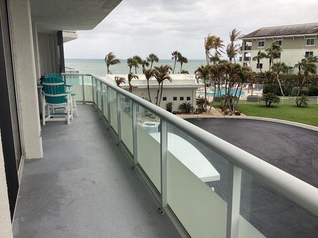 3554 Ocean Drive 301, Vero Beach, FL 32963