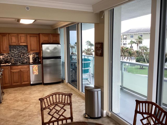 3554 Ocean Drive 301, Vero Beach, FL 32963