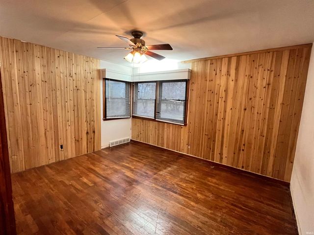 2445 N SR 25, Logansport, IN 46947