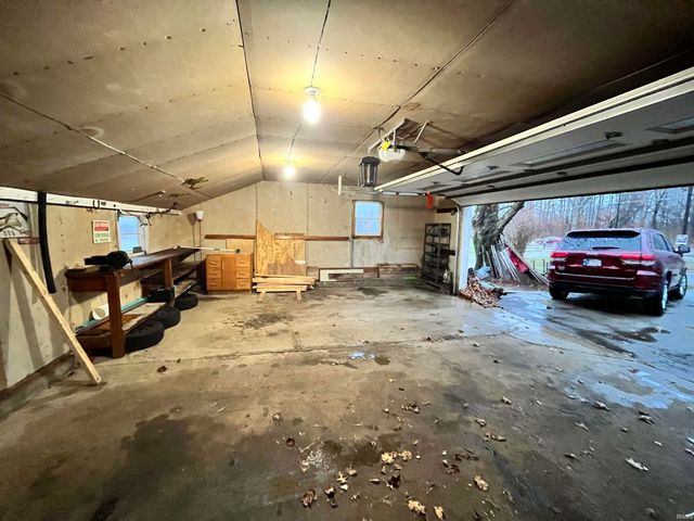 2445 N SR 25, Logansport, IN 46947