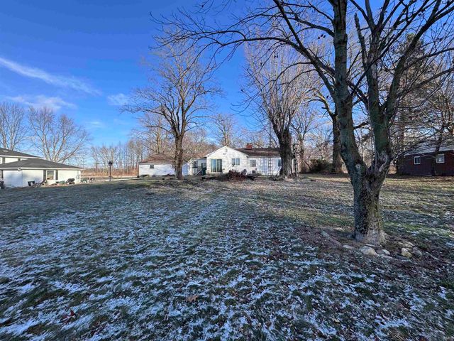 2445 N SR 25, Logansport, IN 46947