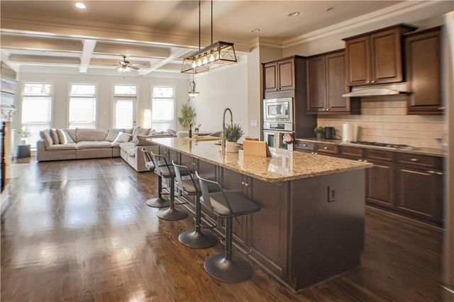 546 Sarabrook Place, Sandy Springs, GA 30342