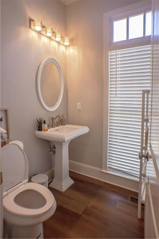 546 Sarabrook Place, Sandy Springs, GA 30342