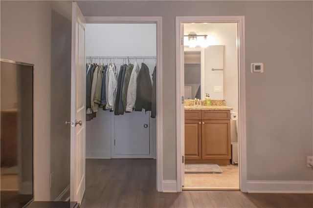 546 Sarabrook Place, Sandy Springs, GA 30342