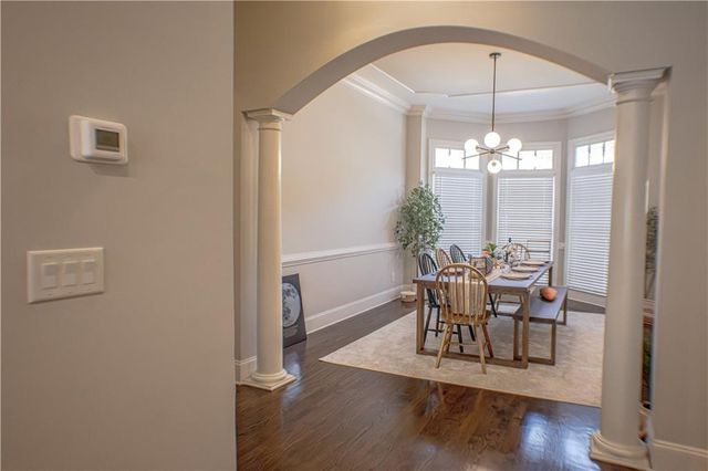 546 Sarabrook Place, Sandy Springs, GA 30342