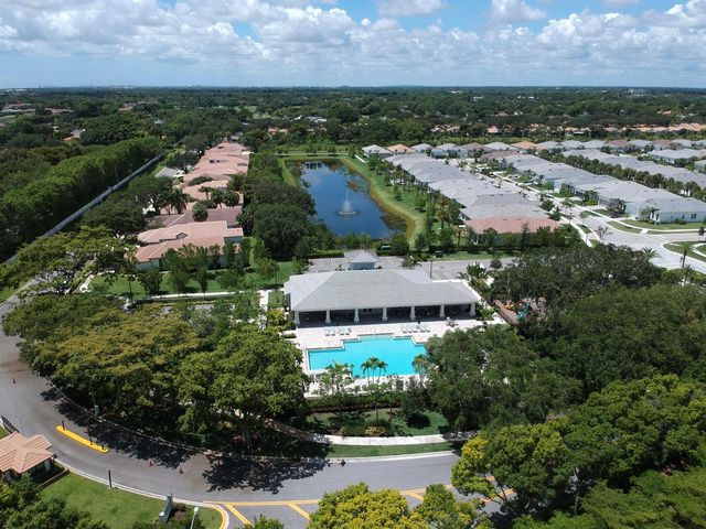 240 Sherwood Forest Drive, Delray Beach, FL 33445