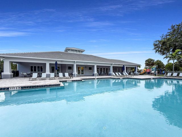240 Sherwood Forest Drive, Delray Beach, FL 33445