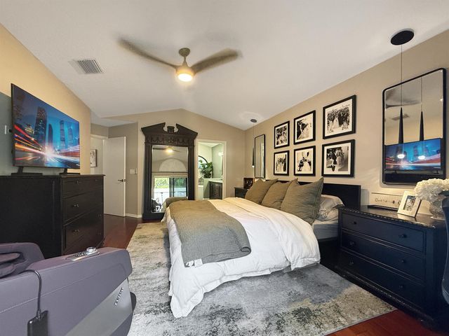 240 Sherwood Forest Drive, Delray Beach, FL 33445