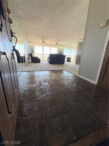 750 South Royal Crest Circle 351, Las Vegas, NV 89169