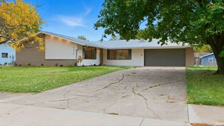 5026 Starwood Drive, Fort Wayne, IN 46835