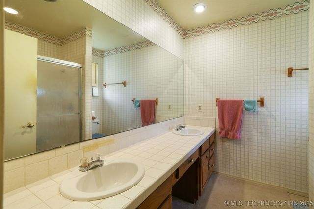 417 Armstrong Academy Road, Bokchito, OK 74726