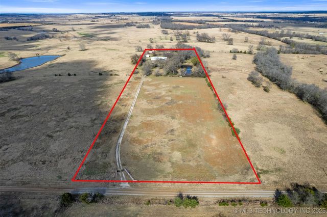 417 Armstrong Academy Road, Bokchito, OK 74726