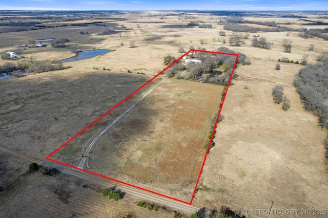 417 Armstrong Academy Road, Bokchito, OK 74726