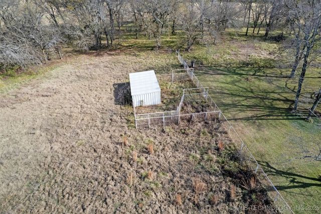 417 Armstrong Academy Road, Bokchito, OK 74726