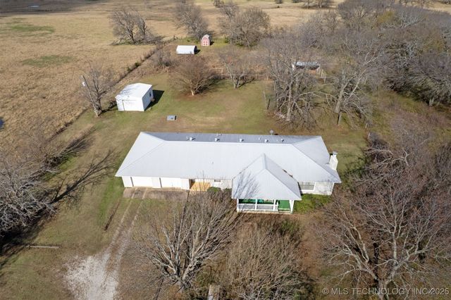 417 Armstrong Academy Road, Bokchito, OK 74726