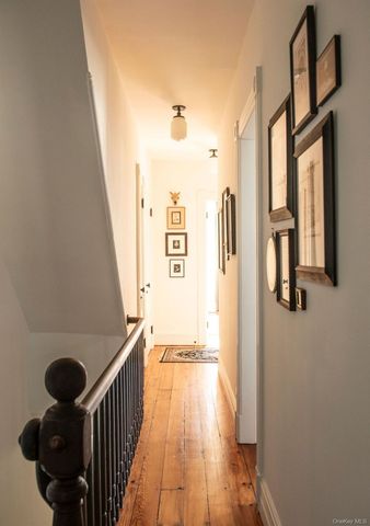 446 E Allen Street, Hudson, NY 12534