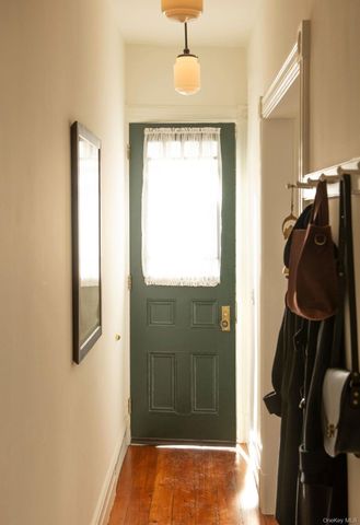 446 E Allen Street, Hudson, NY 12534