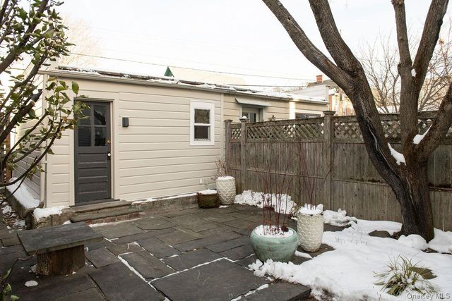 446 E Allen Street, Hudson, NY 12534