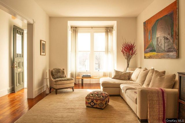 446 E Allen Street, Hudson, NY 12534