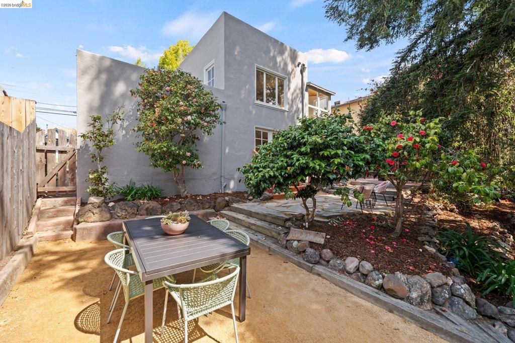 Image 41 of property listing at 1788 San Lorenzo Ave, Berkeley, CA 94707