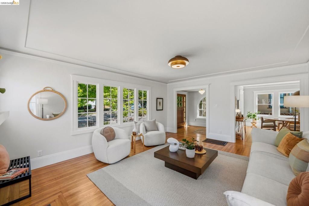 Image 7 of property listing at 1788 San Lorenzo Ave, Berkeley, CA 94707