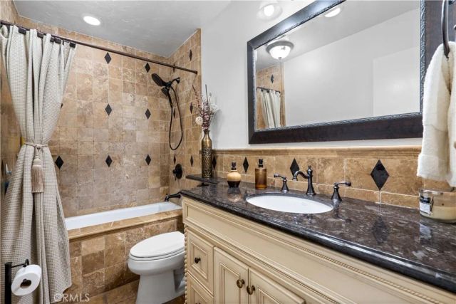 420 S Rolling Hills, Anaheim, CA 92807